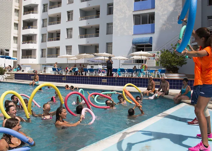 Xon's Platja Ha 3* إمبوريابرافا